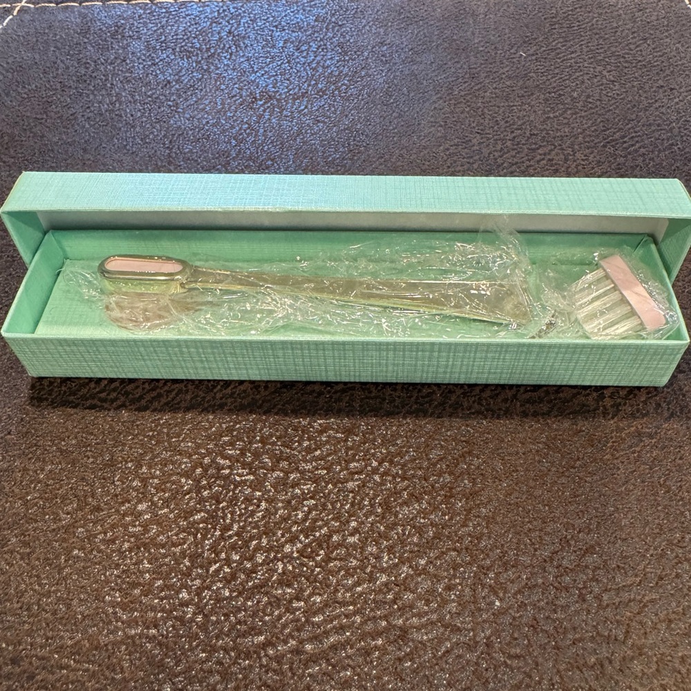 Charming Sterling Silver Baby Pink Toothbrush